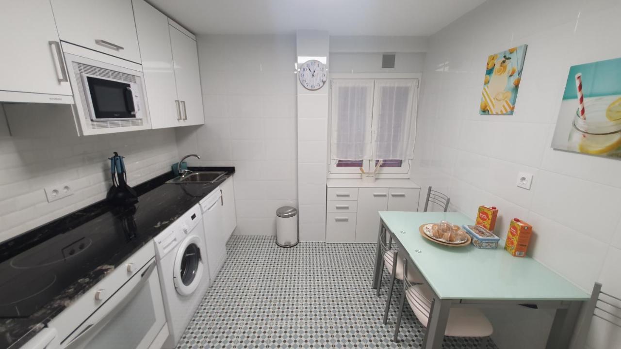 Apartamento Jasjosé Playa - Frente a San Lorenzo, 2 Hab, 6 pax, Wifi Gijón Exterior foto